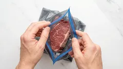 É seguro reutilizar sacos com fecho hermético? Eis o que dizem os especialistas