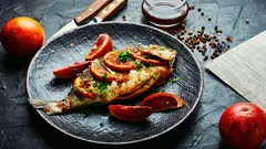 Que tempero não deve adicionar ao peixe: estraga o sabor, mas muitas pessoas continuam a usá-lo