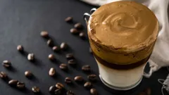 Qual é a diferença entre um latte e um cappuccino: agora já não se vai enganar.