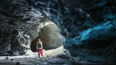 Um geólogo passou dois meses no subsolo, numa gruta, e fez uma descoberta surpreendente que deu origem a uma nova disciplina científica.