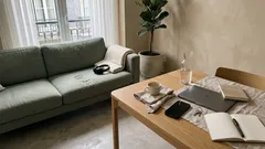 Autoestima alta: o que deixas de justificar aos outros (sem dares por isso)