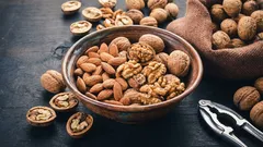 O que é mais saudável: amêndoas ou nozes? Há uma resposta clara para esta pergunta.